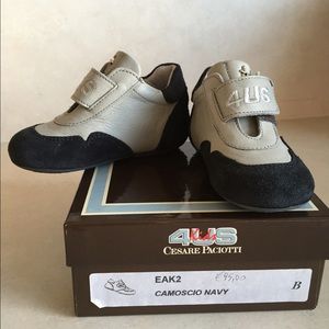 Cesare Paciotti size 4US Kids SHOES brand new.